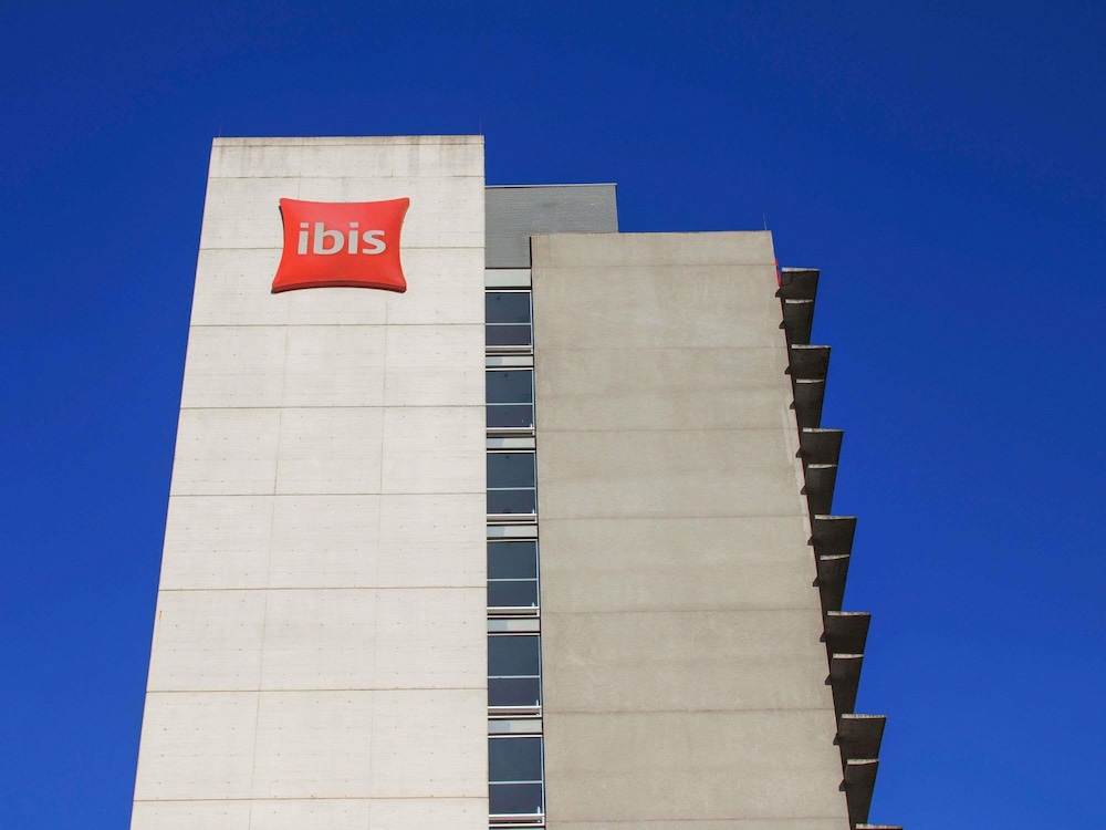 Ibis Medellin 5/67