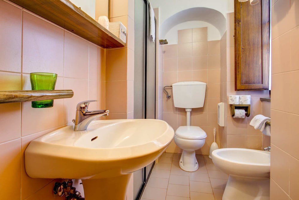 Albergo Villa Rioddi 49/50