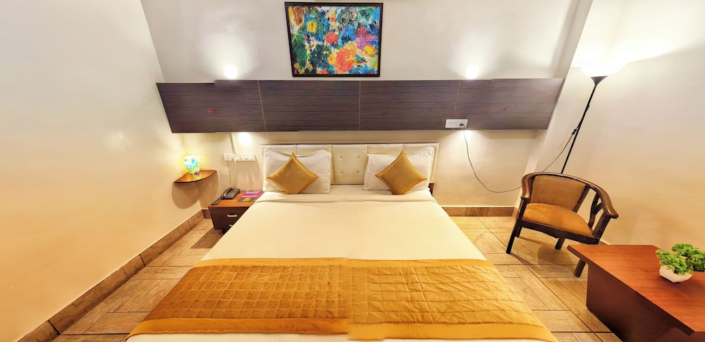 Elite Suites Mint Gomti Nagar 20/50