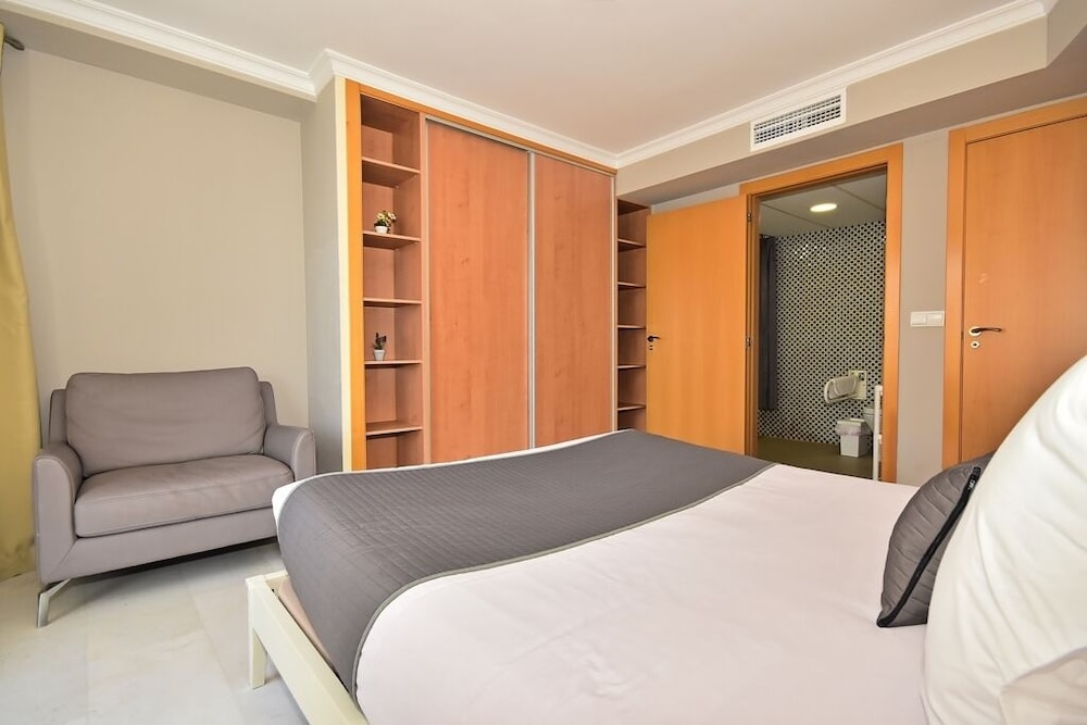 Aparthotel Ola Blanca 12/50
