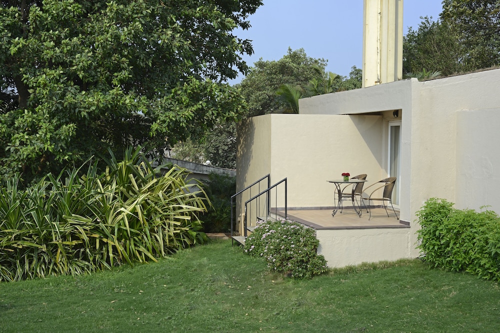 Athiva Resort & Spa Khandala 43/48