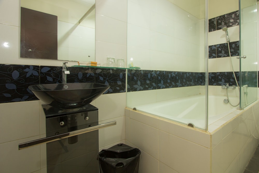 Maxi Hotel Kedonganan 23/47
