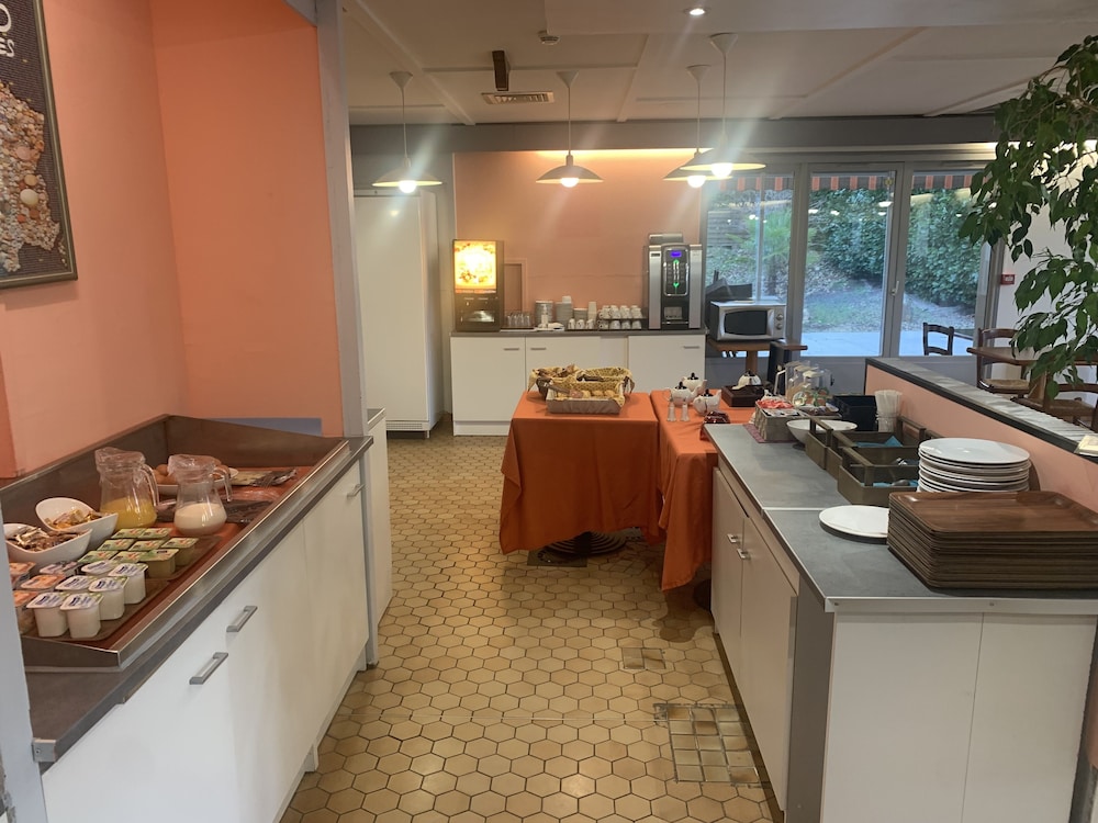 greet Hotel Chatellerault 28/43