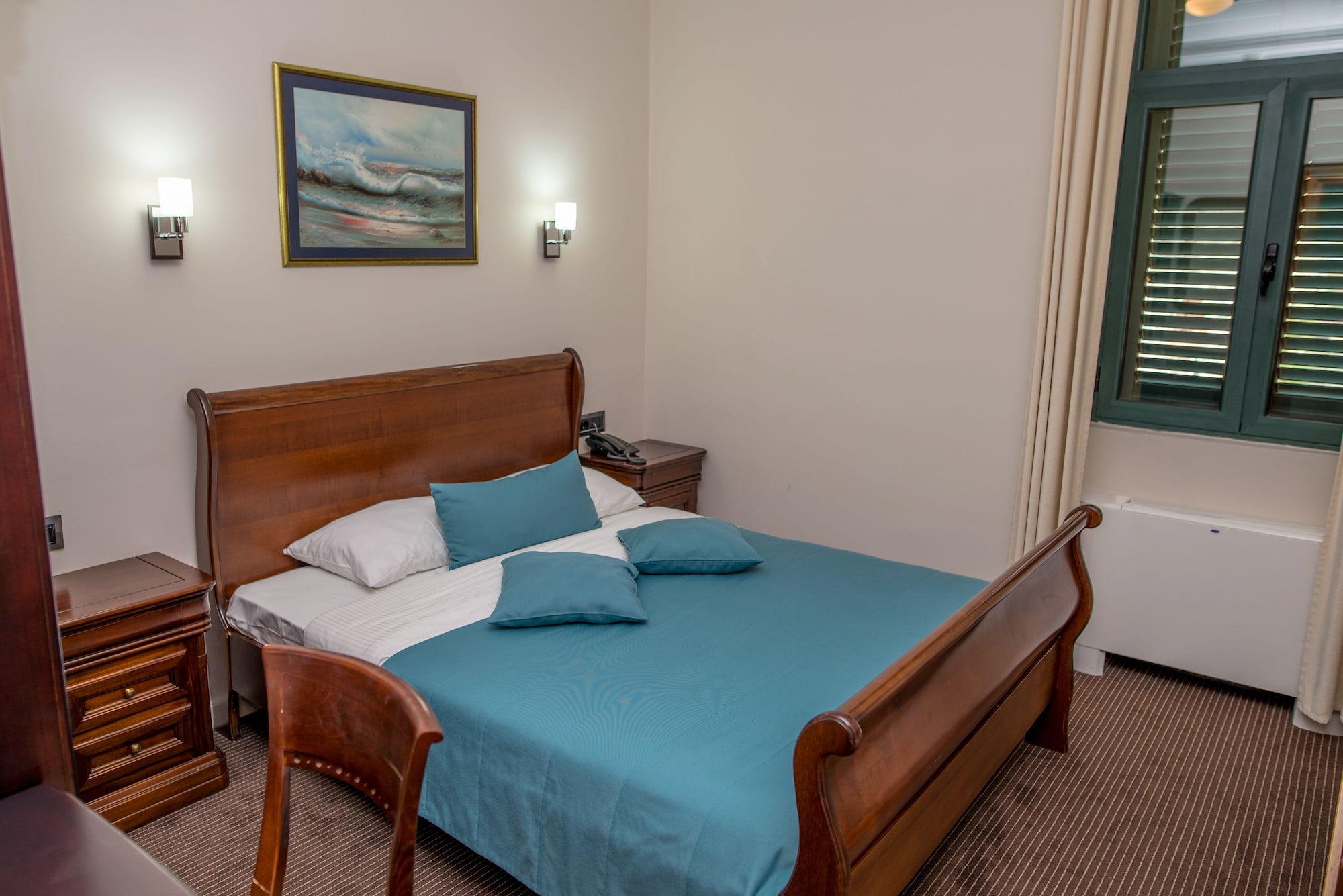BASIC, DOUBLE BED