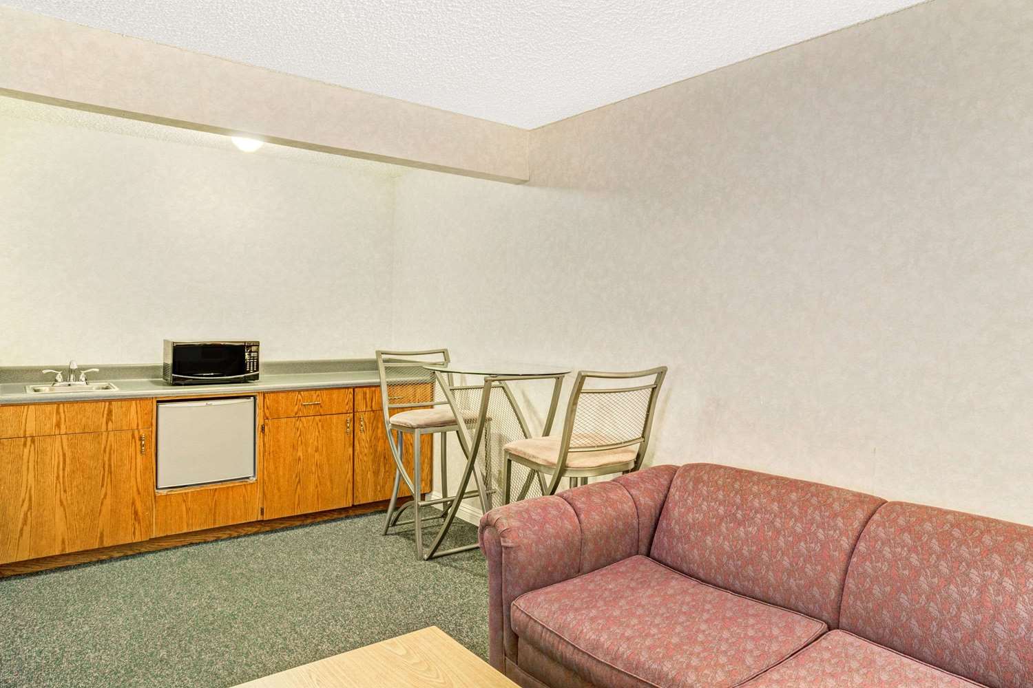 Days Inn By Wyndham Carson City 4/18