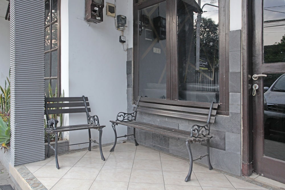 Reddoorz @ Soekarno Hatta 2 19/26