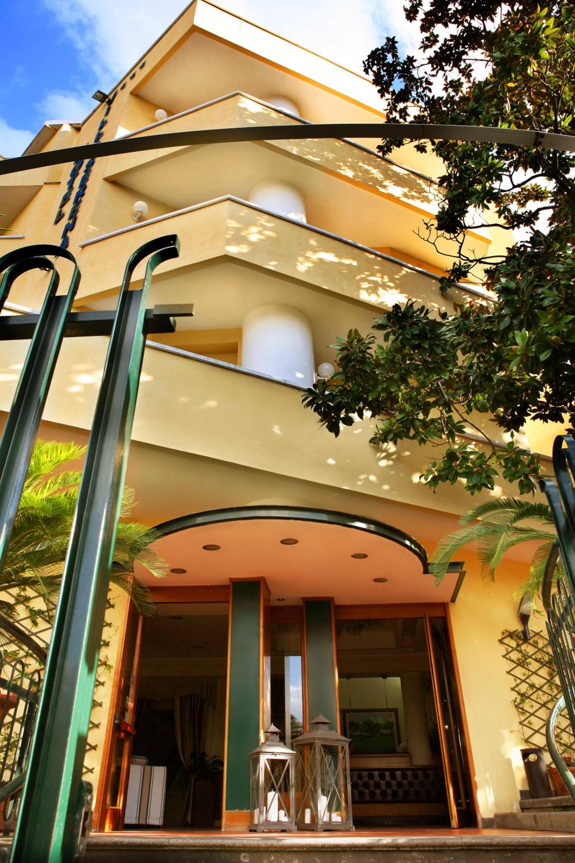 Hotel Villa Serena 2/51