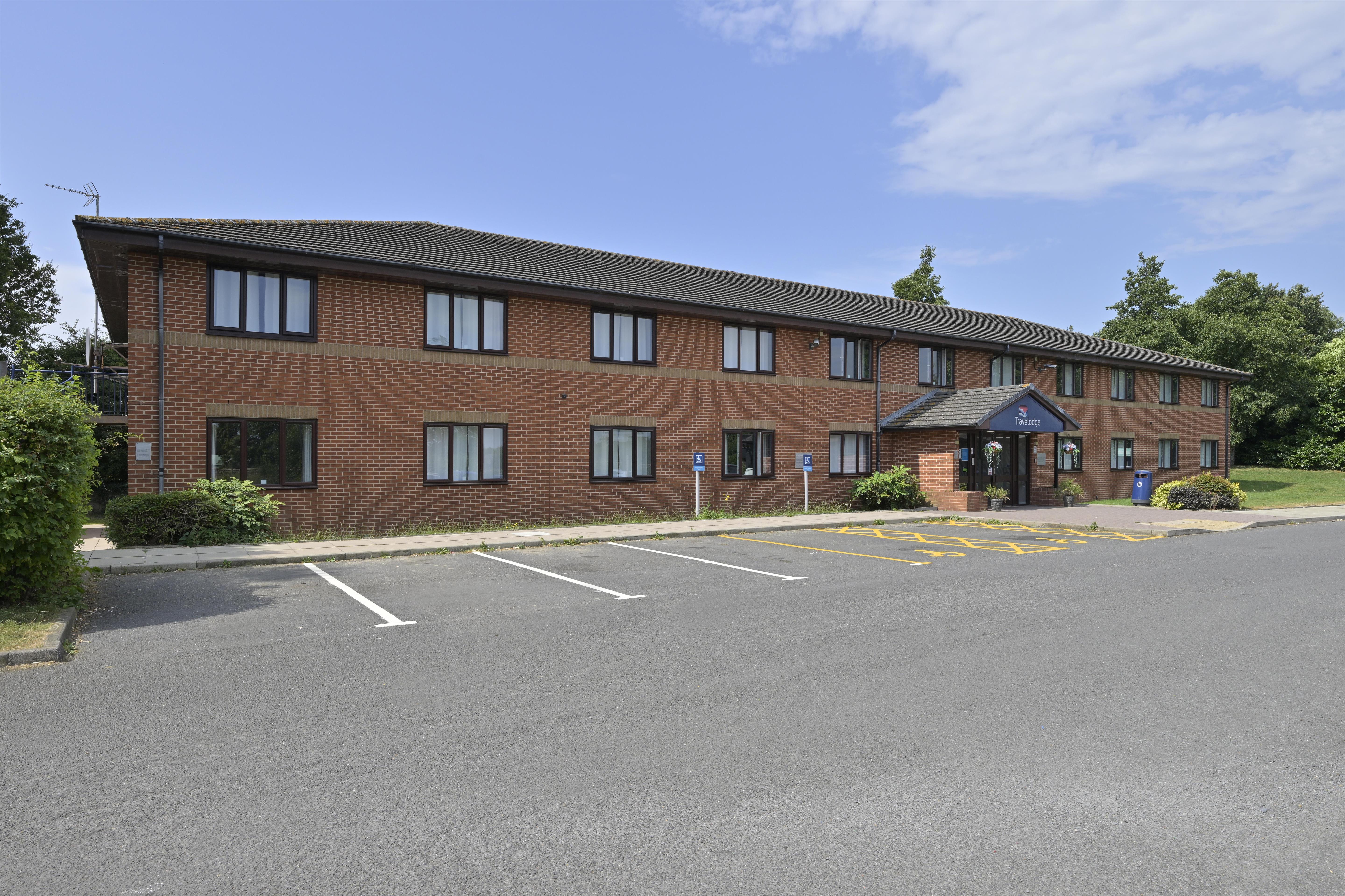 Travelodge Kettering 19/23