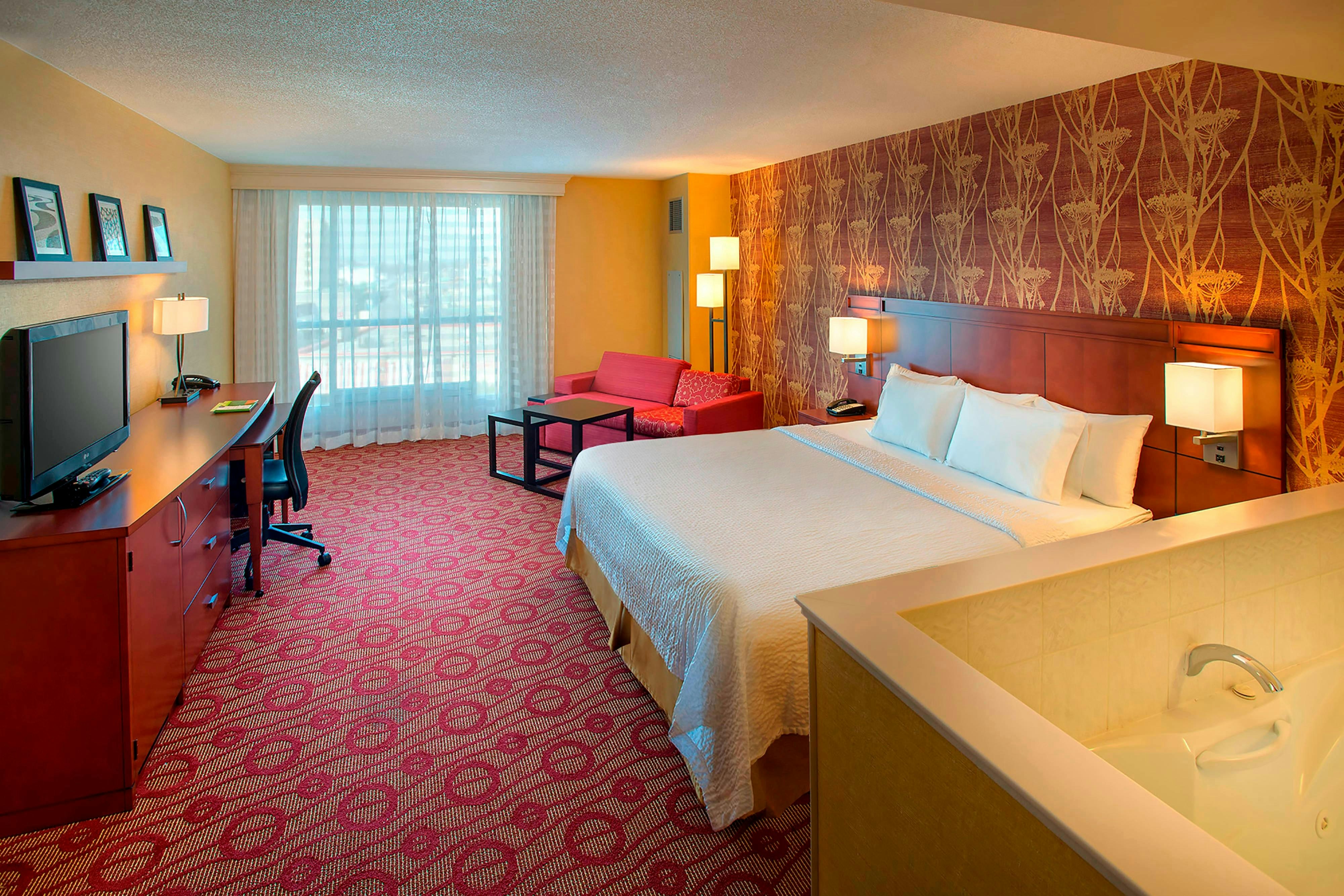 Courtyard By Marriott Niagara Falls 8/39