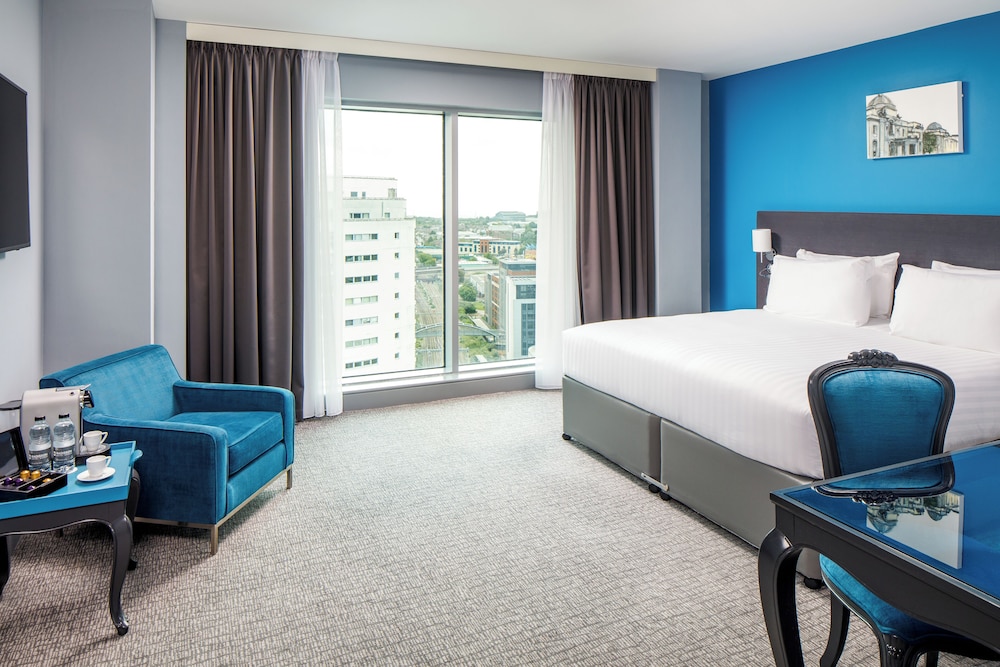 Room at Majestic Hotel Cardiff, CARDIFF