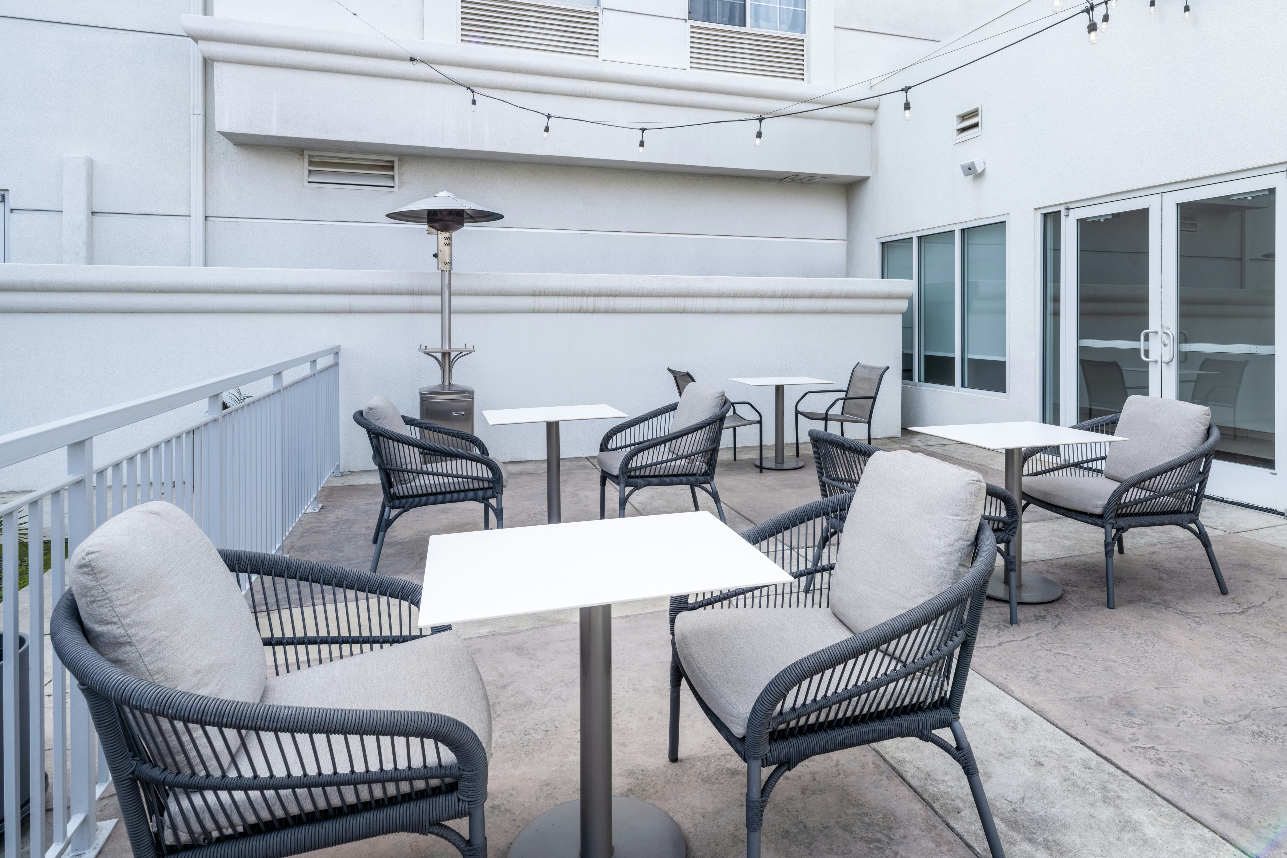 Hilton Garden Inn Bakersfield 25/47