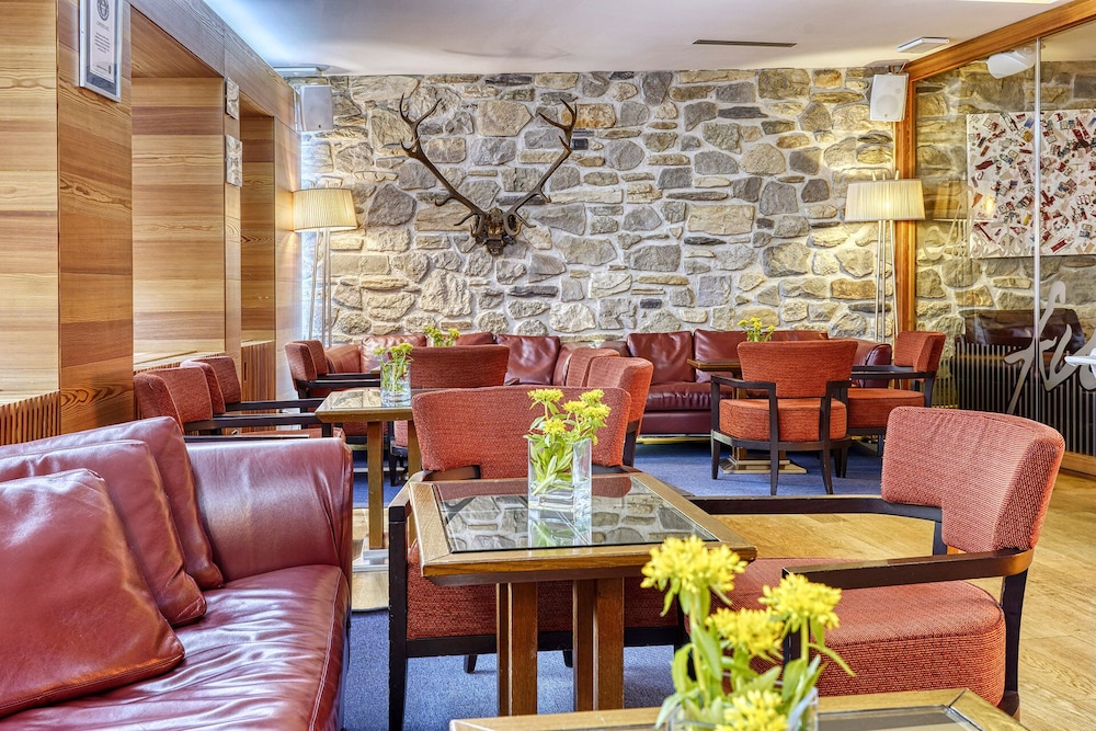 Majestic Mountain Charm Hotel 41/58