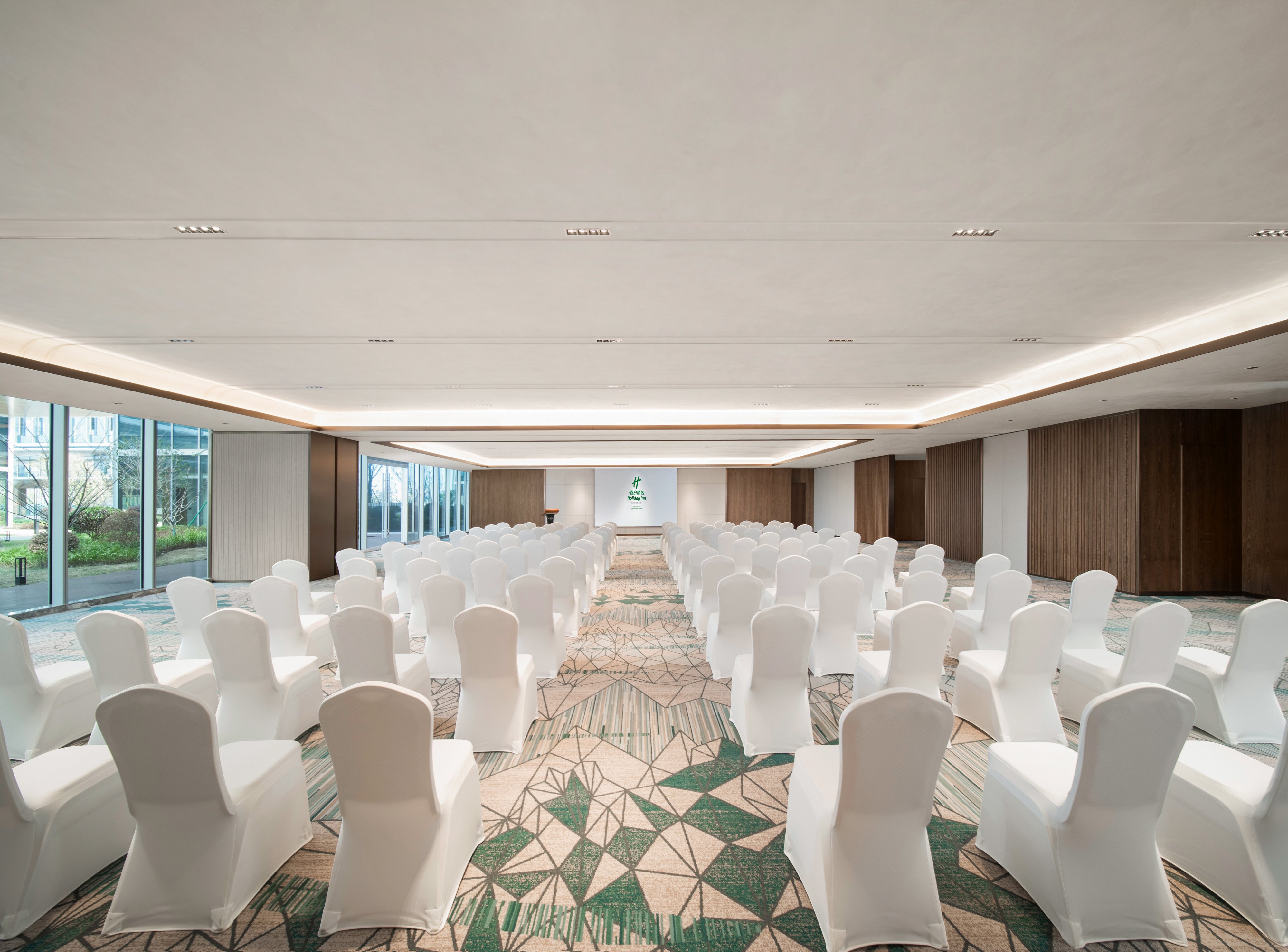 Holiday Inn Hangzhou GCEC 42/50