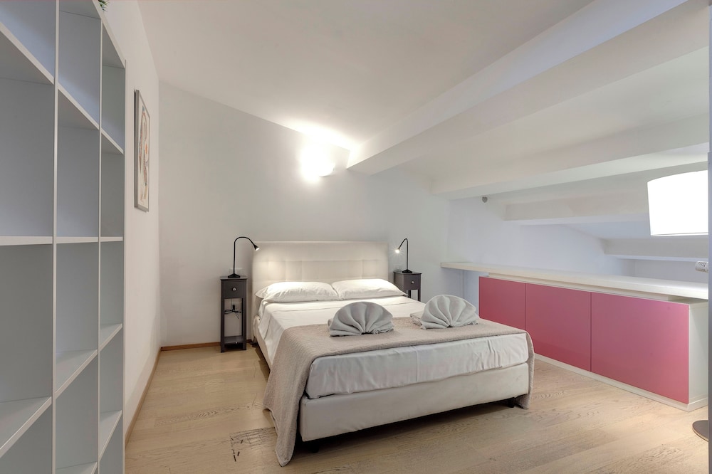 Mamo Florence - Zanobi s Apartment 10/45