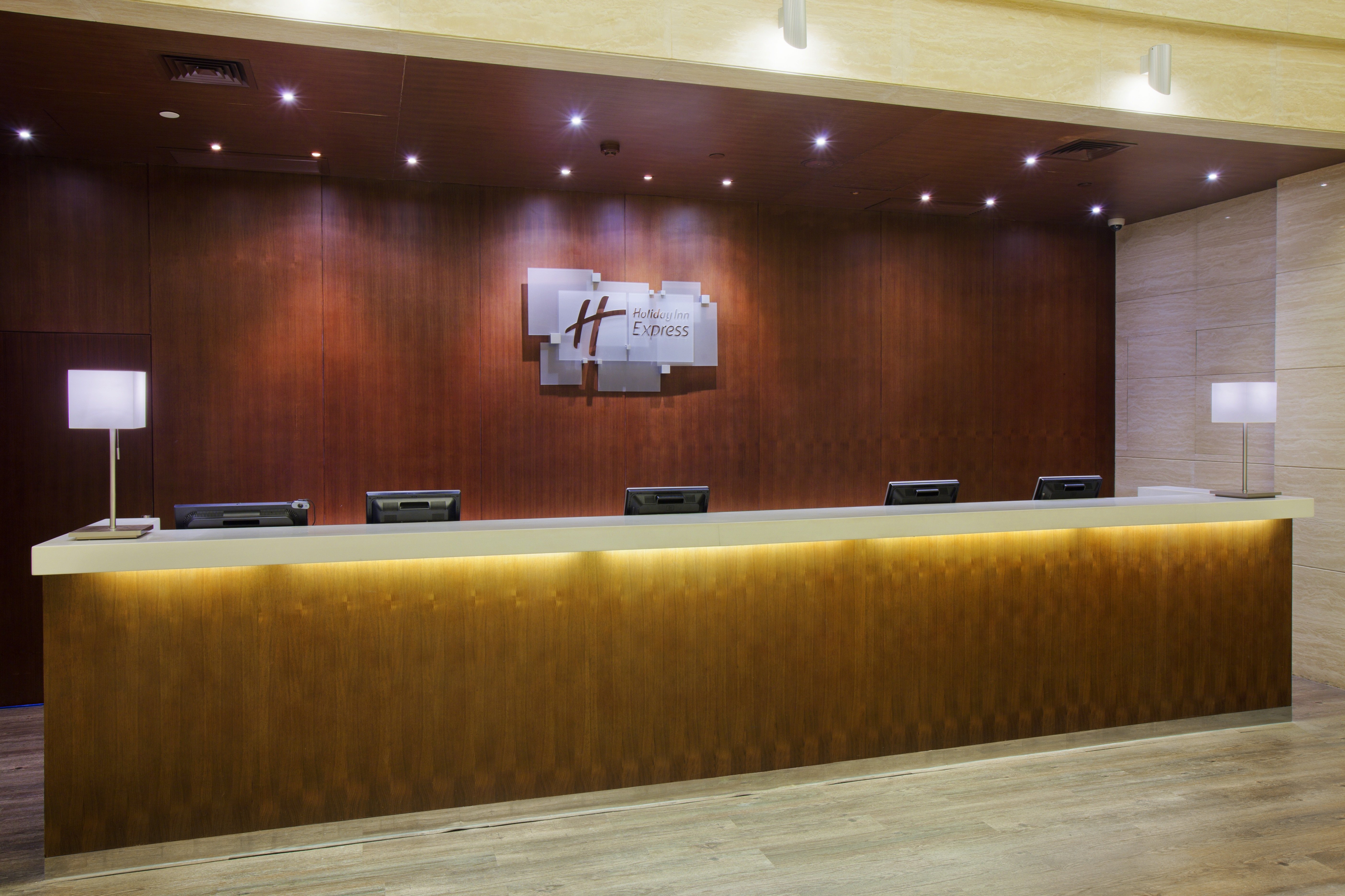 Holiday Inn Express Suzhou Changjiang 7/36
