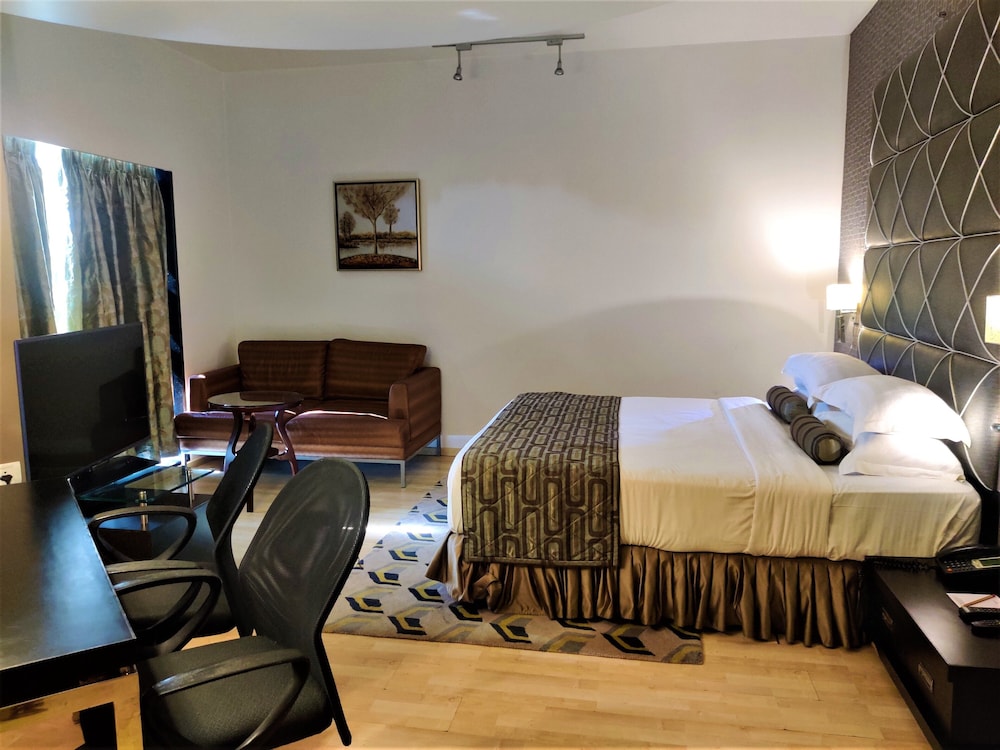 Hotel Satkar Residency 39/43