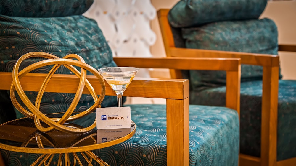 Best Western Plus Atlantic Beach Resort 34/44