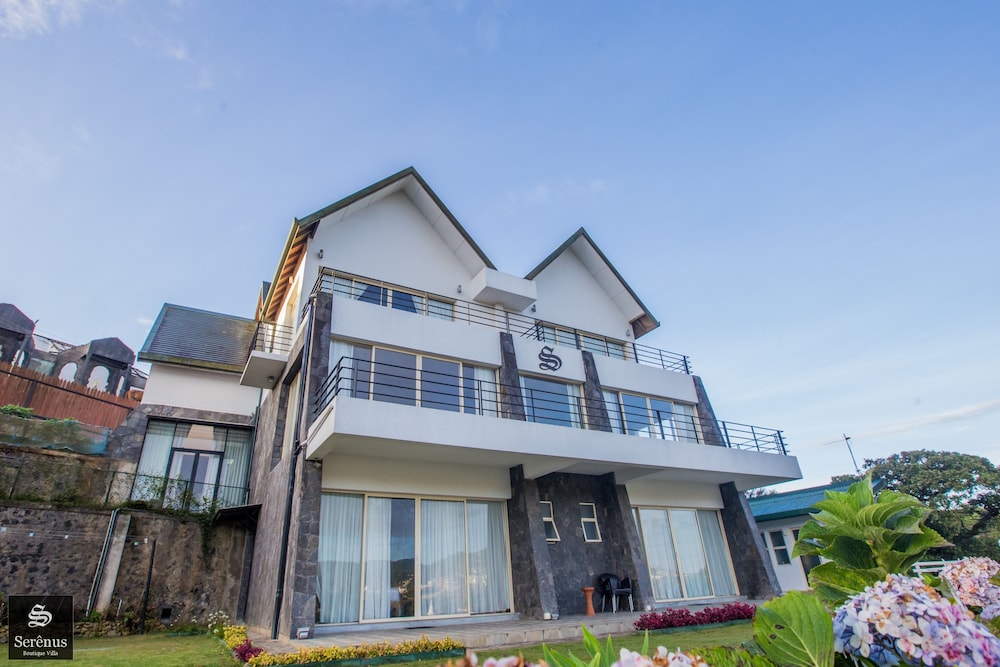 Serenus Boutique Villa 2/64