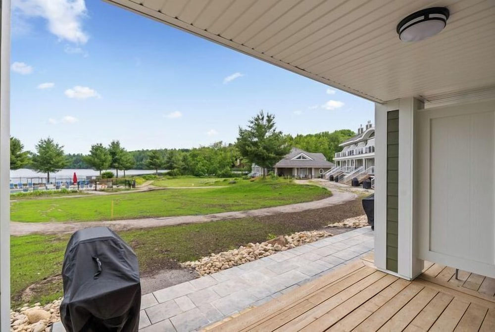 Touchstone Resort 30/57