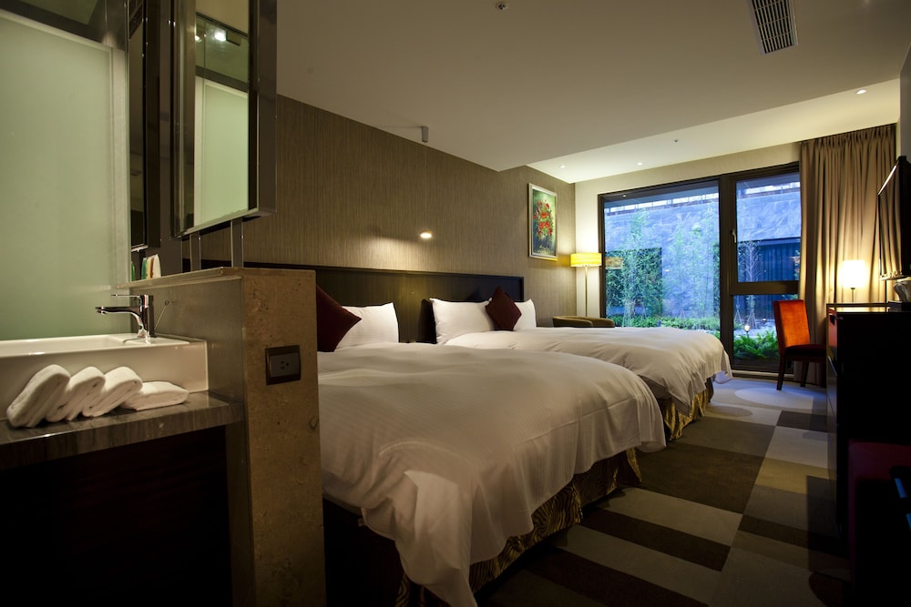 In Sky Hotel 14/46