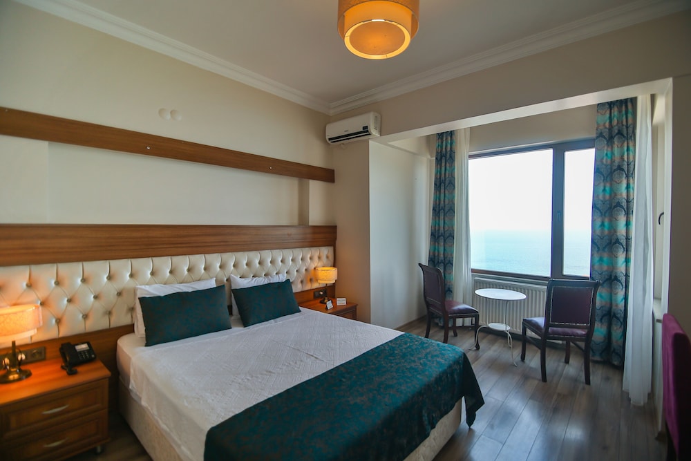 Diamond Hotel 16/47