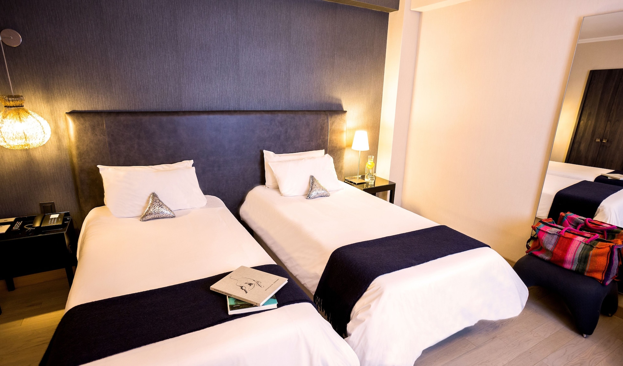 Concept, Twin Beds