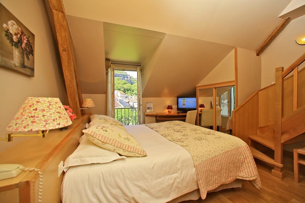 Family, Quadruple, Queen and Twin Beds