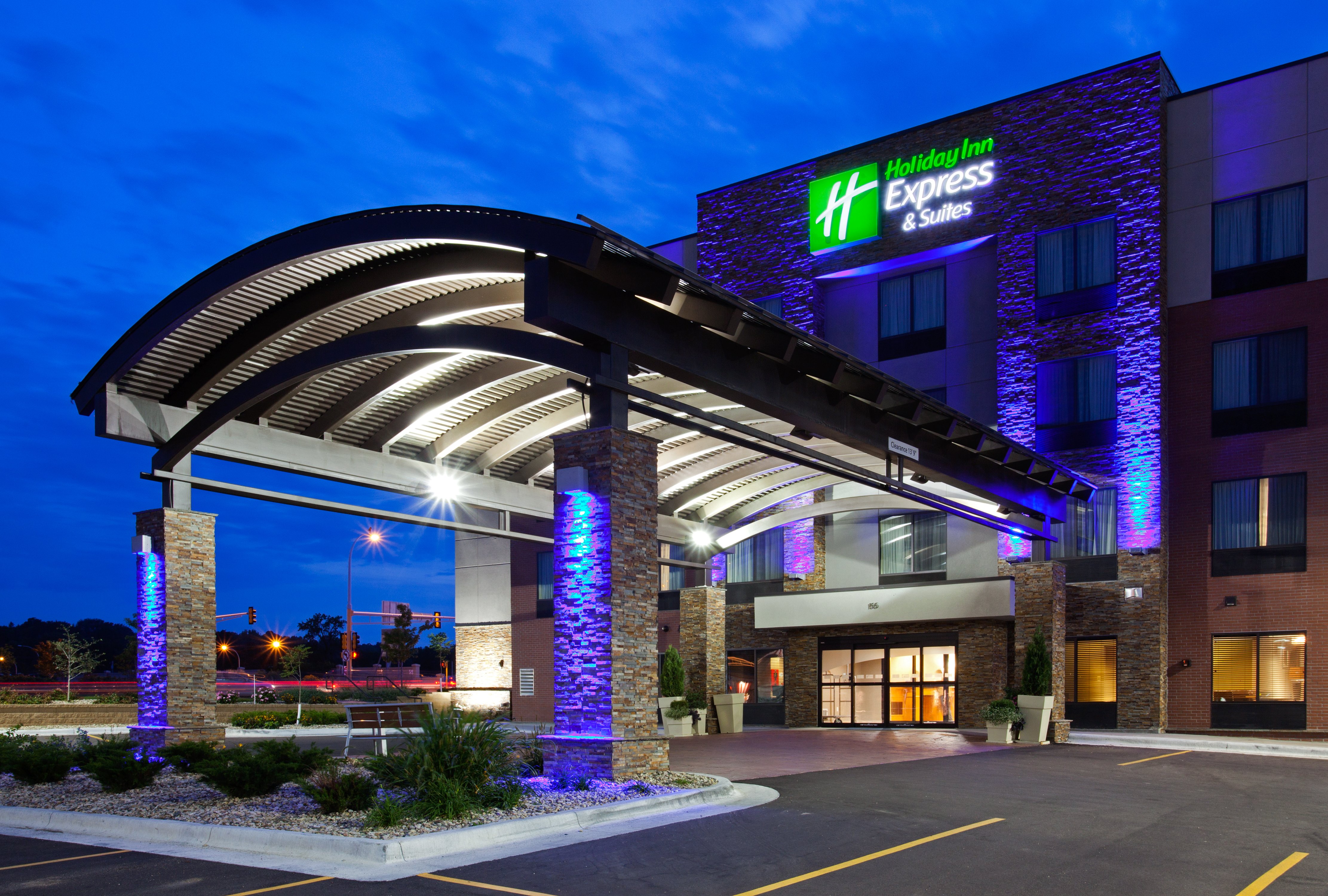Holiday Inn Express Hotel Suites Rochester 51/51