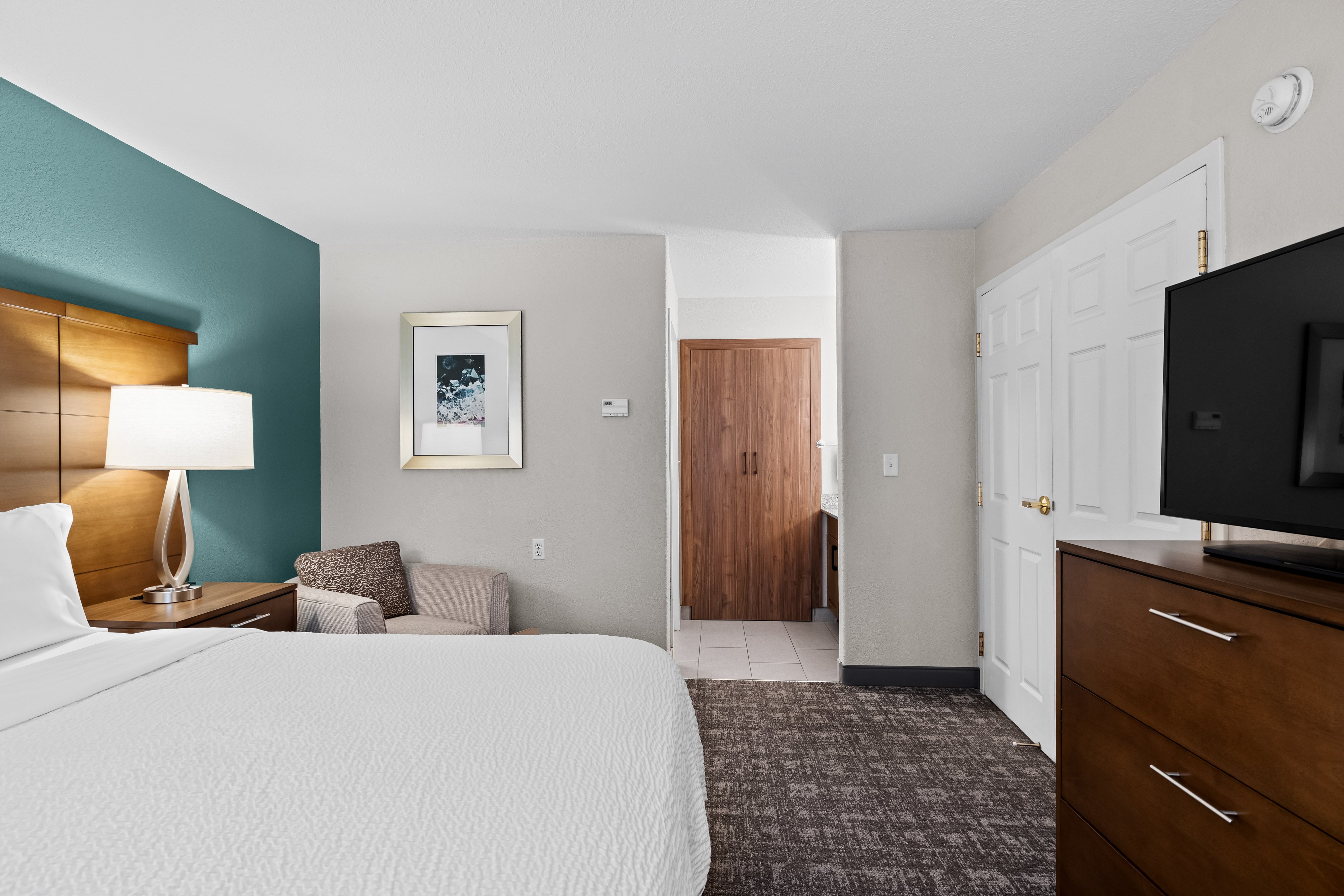 Staybridge Suites Hotel Calgary Airport 17/74