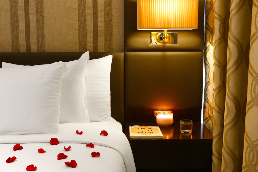 Dubai Marine Beach Resort And Spa 33/79