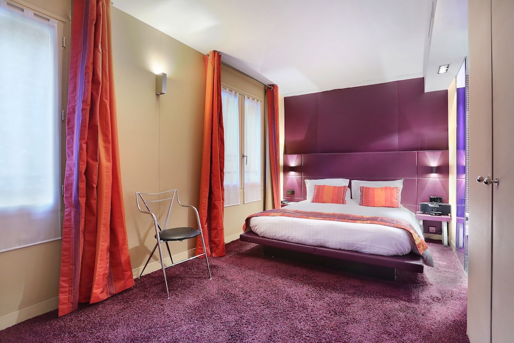 Hotel de Notre Dame Maitre Albert 14/65