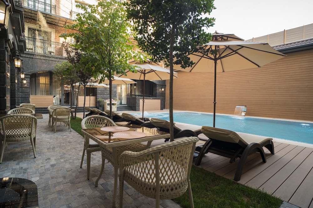 Oscar Boutique Hotel 54/59