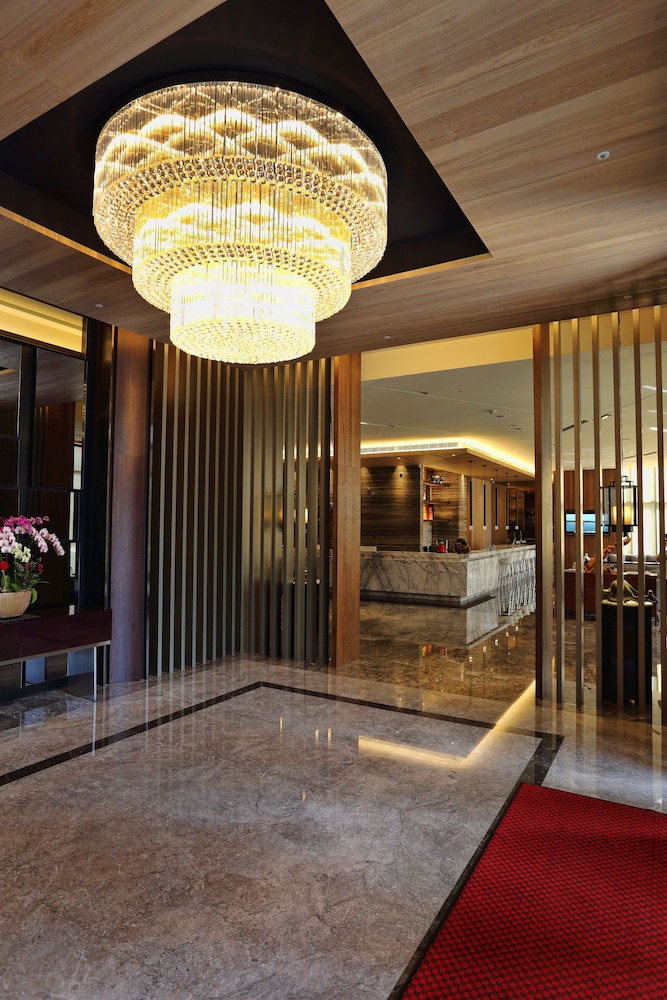 Intrendy Hotel 8/71