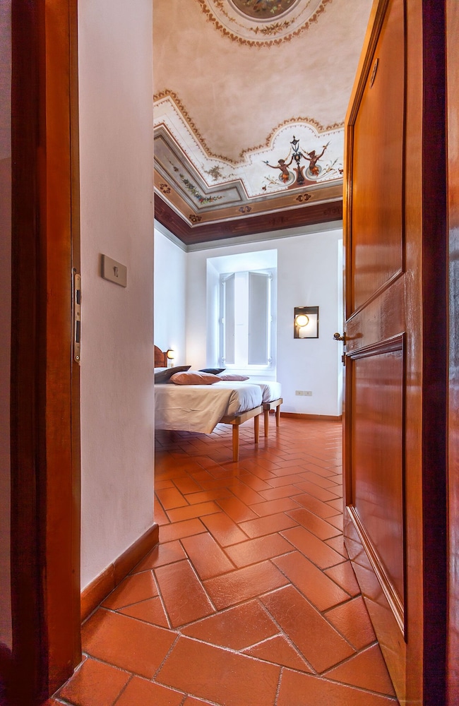 Hotel Costantini 51/73