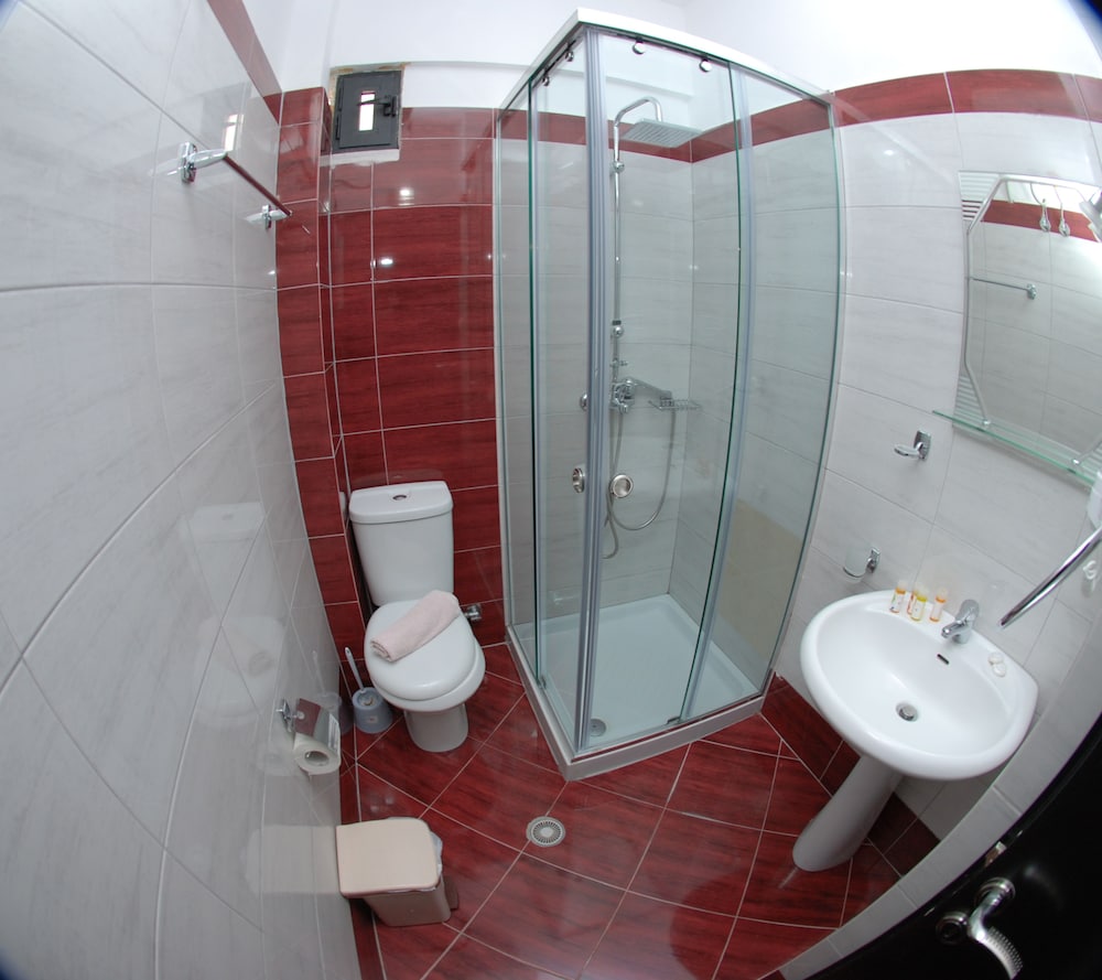 Hotel Iliria Sarande 12/67