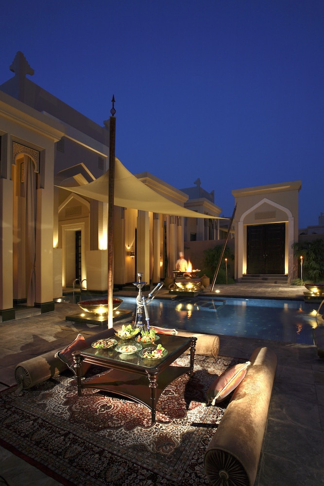 Raffles Al Areen Palace Bahrain 7/69