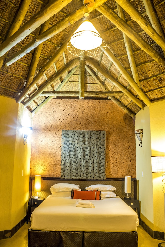 Thaba Bosiu Cultural Village 3/27