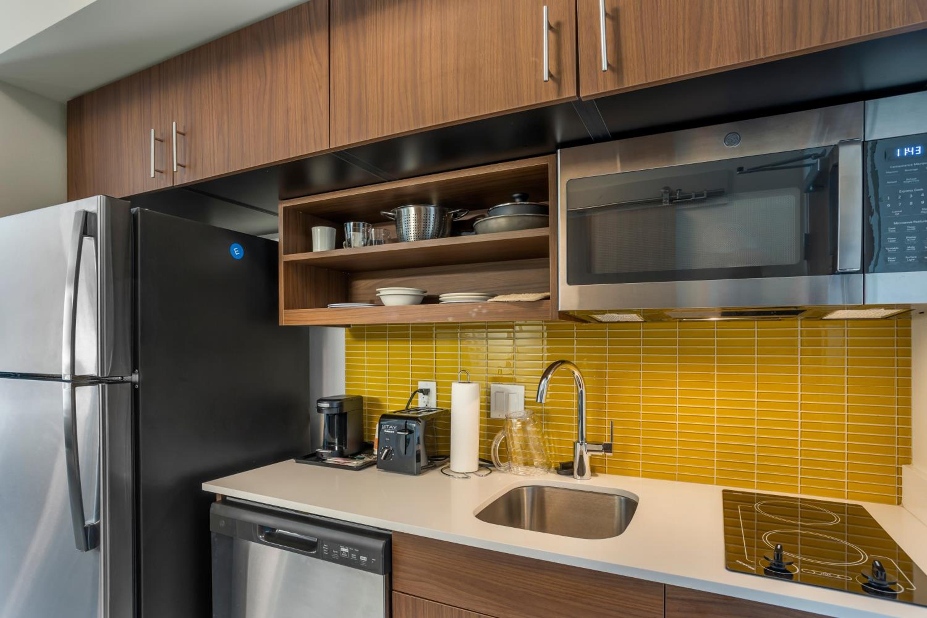 جناح بغرفة نوم واحدة، MainStay Suites North Central York 6/6