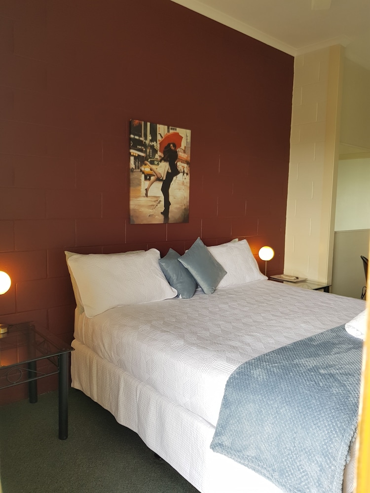 Harbour Lodge Motel Gladstone 7/31