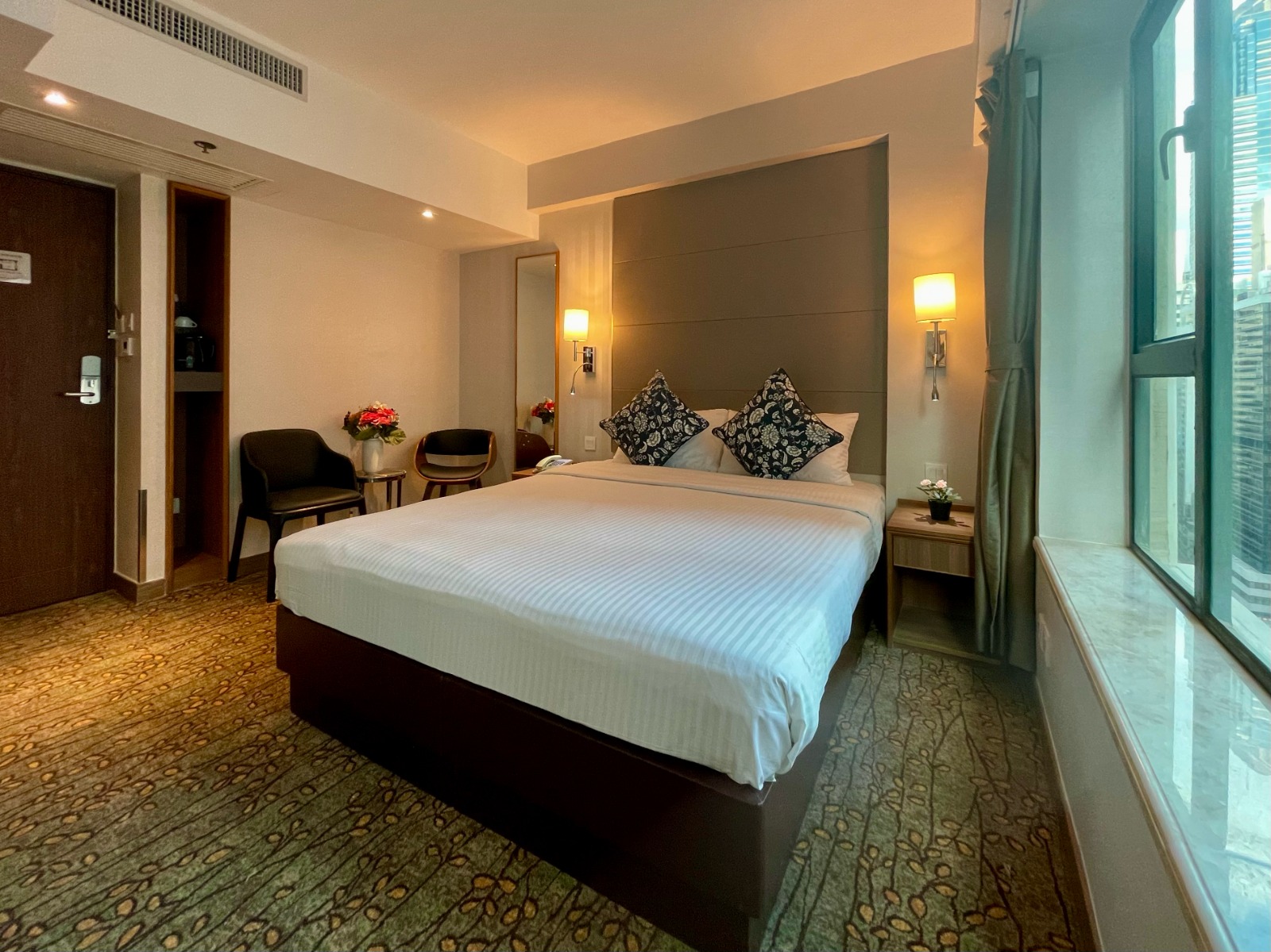 Lander Grand Hotel 50/72