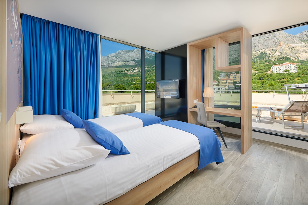 Medora Auri Family Beach Hotel 16/68