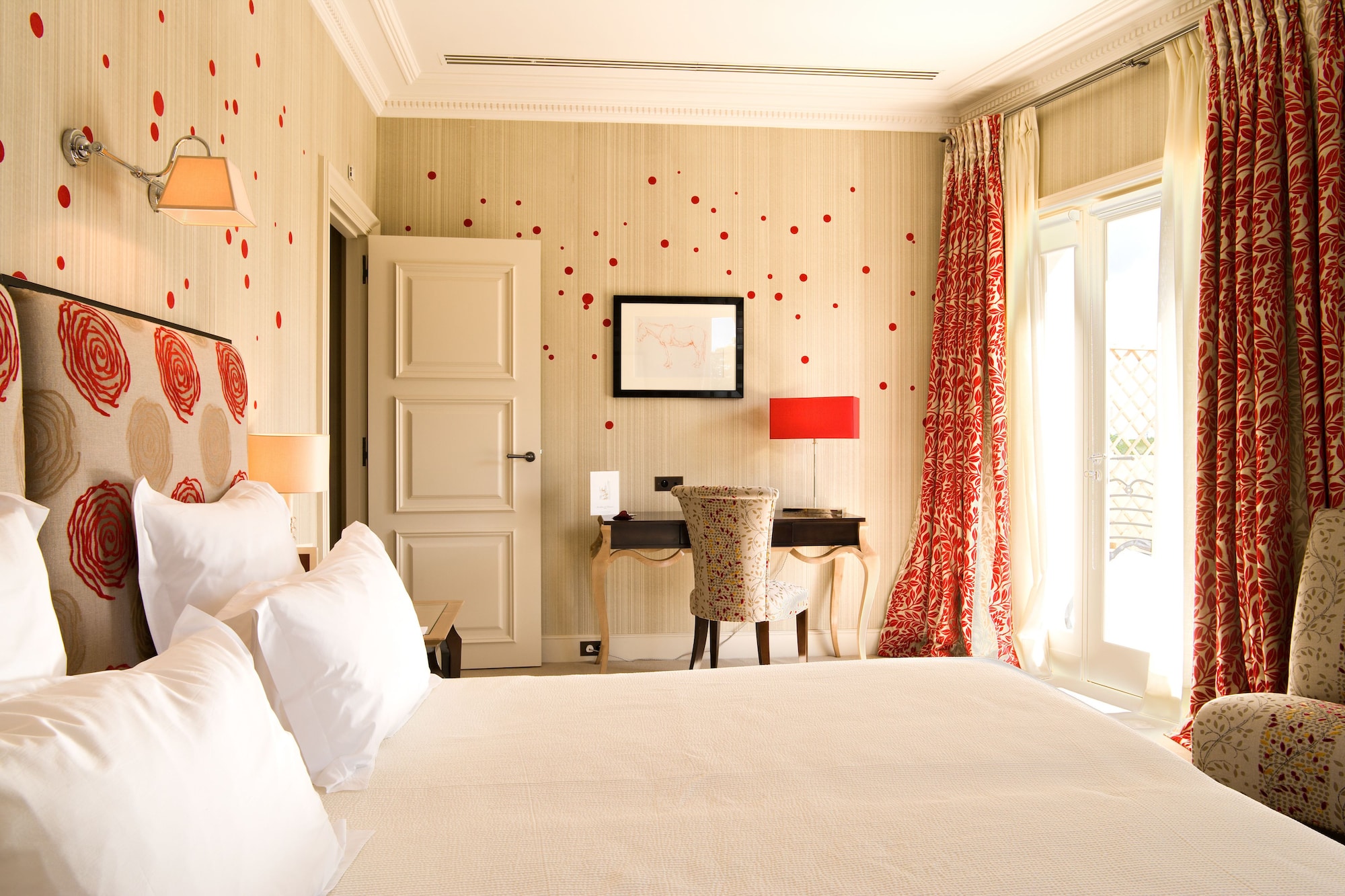 Maisonette, Deluxe, Queen Bed