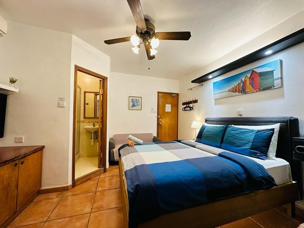 Deluxe, Queen Bed, Bay View, Balcony