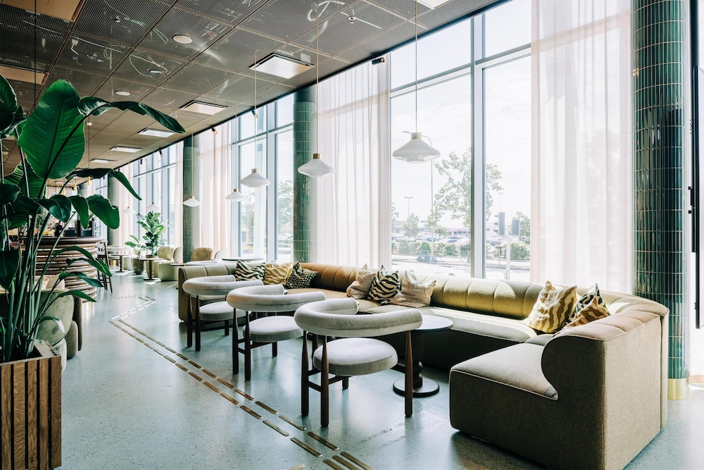 Willow, WorldHotels Crafted 36/48