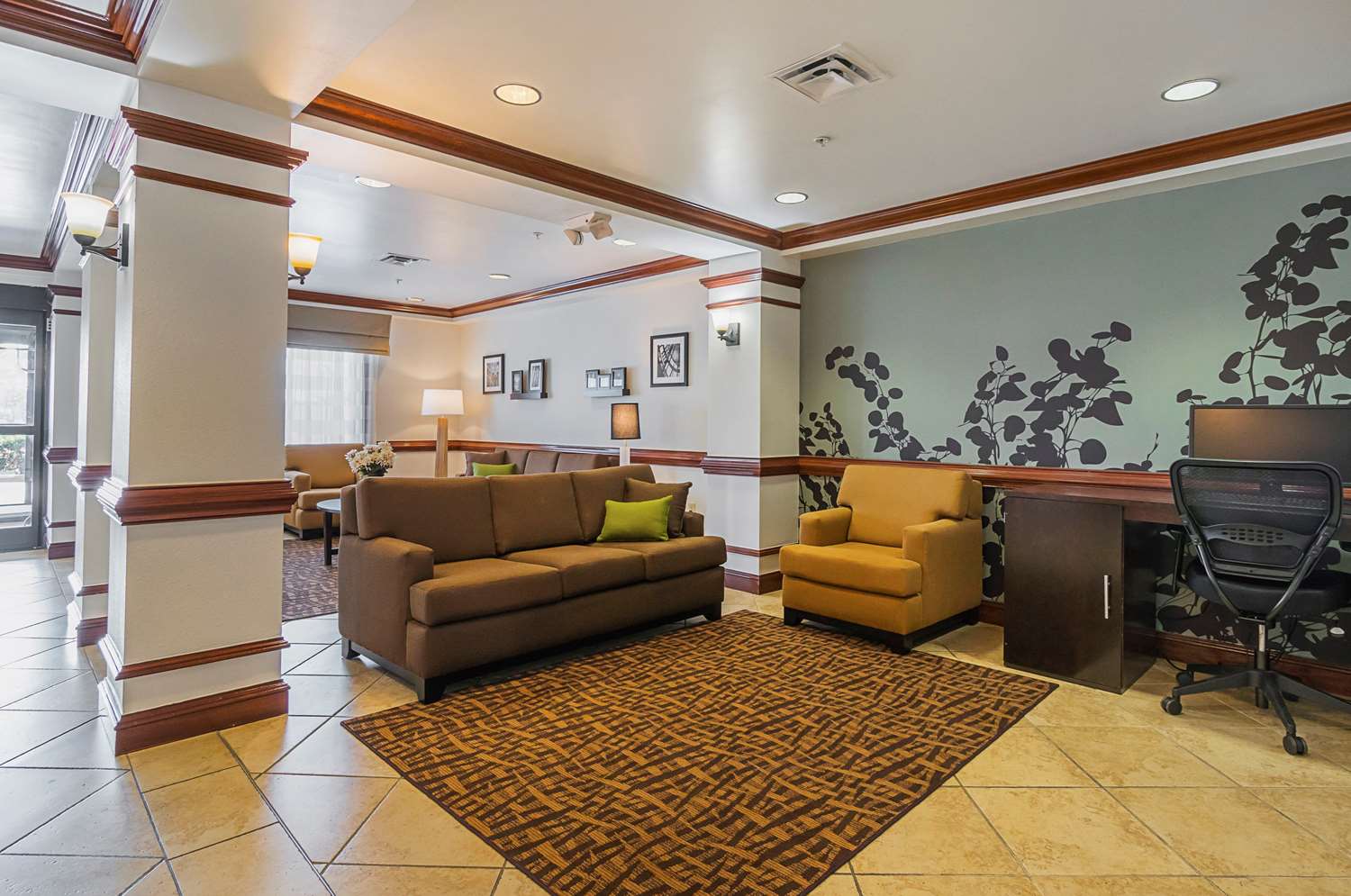 Sleep Inn & Suites Manchester 5/15