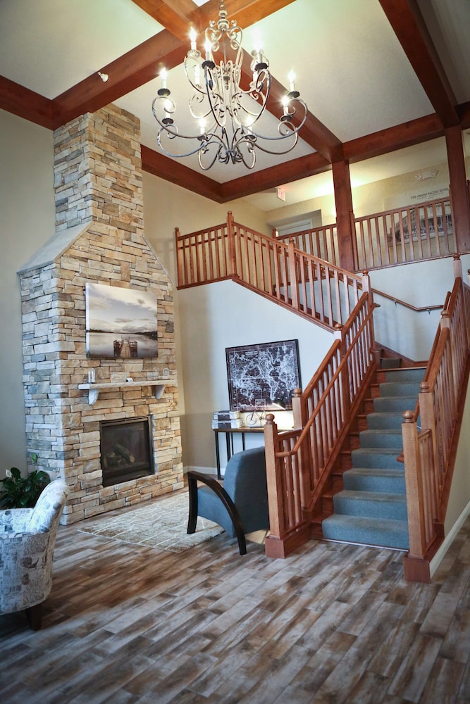 Grandstay Hotel And Suites Perham 46/54