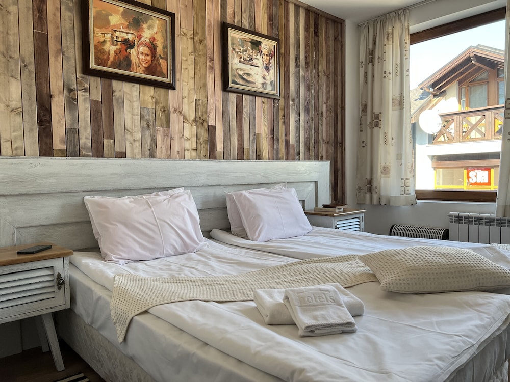 Guest Rooms Granat 35/50