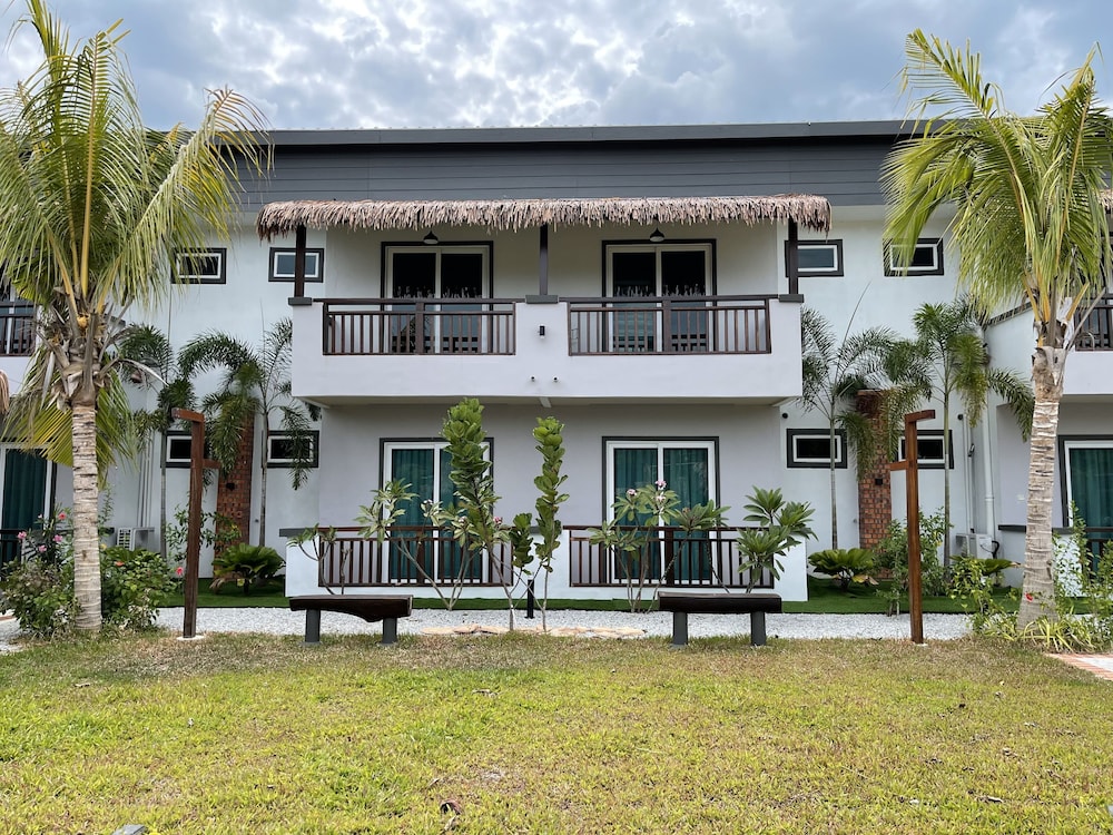 Lavigo Resort 7/73