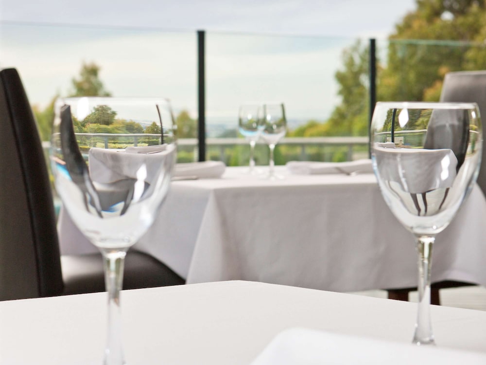 MERCURE CHARLESTOWN 26/50