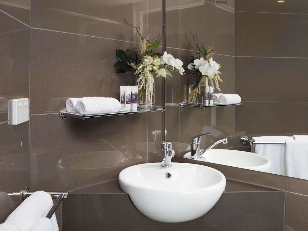 Mercure Melbourne City Centre 57/59
